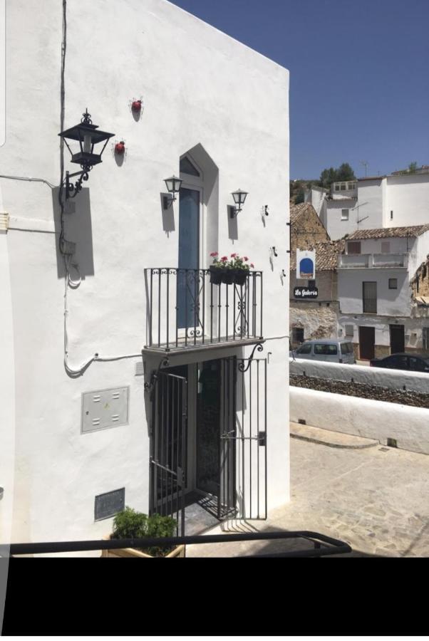 El Nido De La Galeria Leilighet Setenil De Las Bodegas Eksteriør bilde